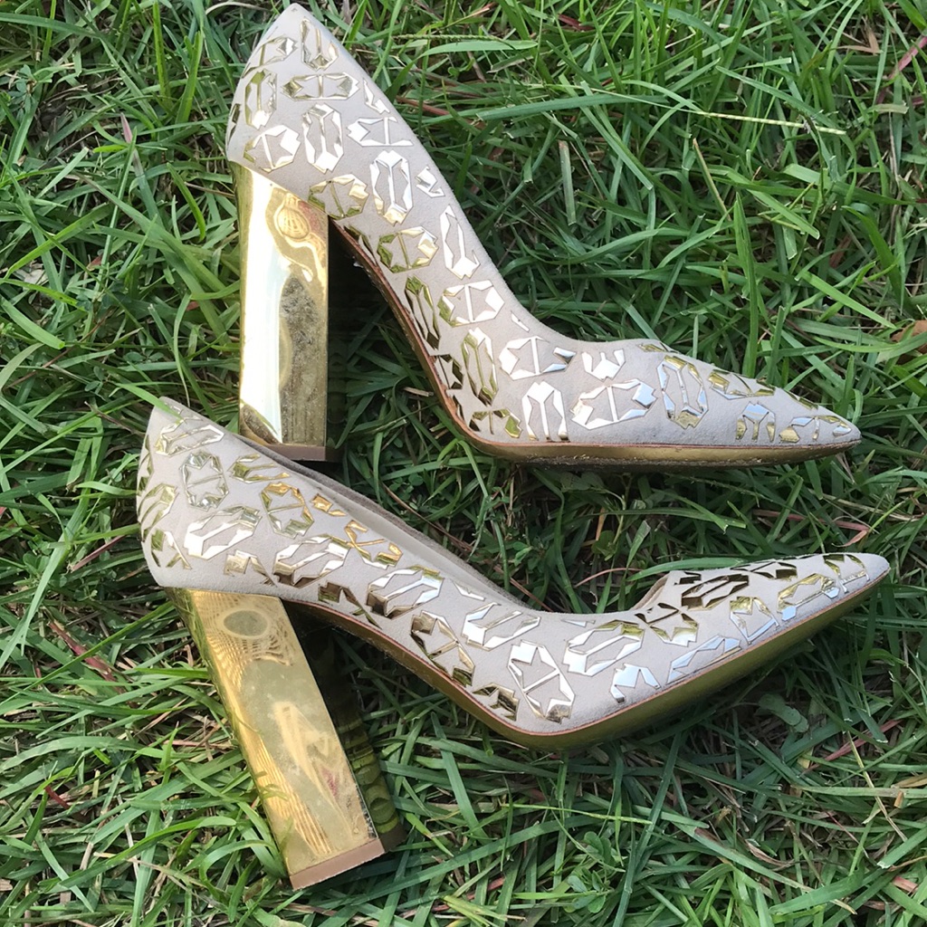 Polling Gold Metal Heels Sz 38.5 Italy